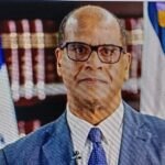 El salario no alcanza: Un juez de la Suprema Corte de RD recurre a préstamo para gastos escolares de sus hijos